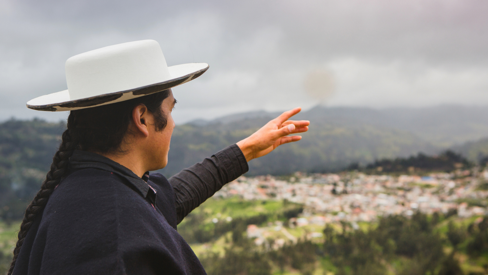 Voyage accompagné : la découverte avec un guide local Double Sens